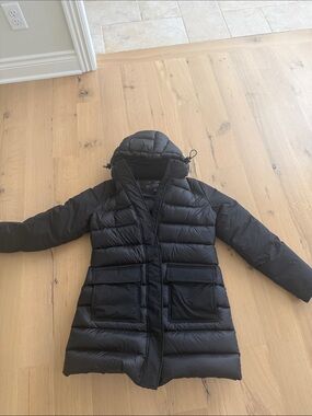 Insulated Black Hooded Puffer Coat for Women